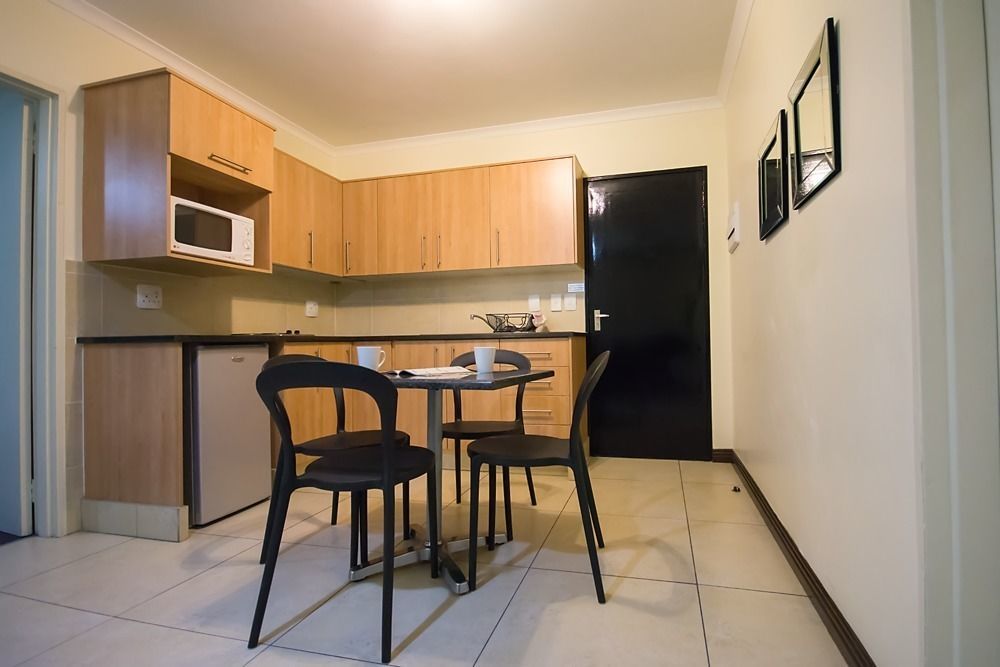 Premiere Classe Apartment Hotel Йоханнесбург Экстерьер фото
