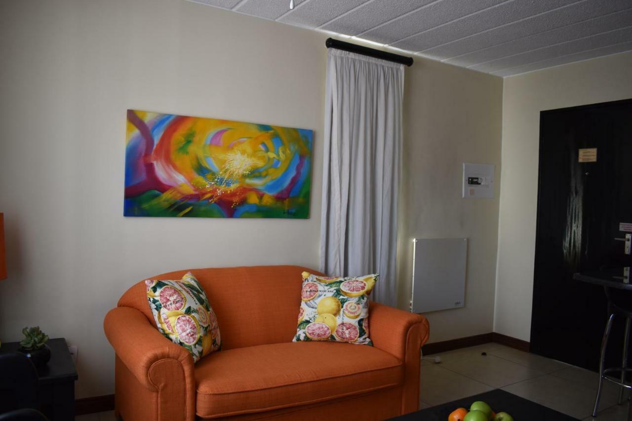 Premiere Classe Apartment Hotel Йоханнесбург Экстерьер фото
