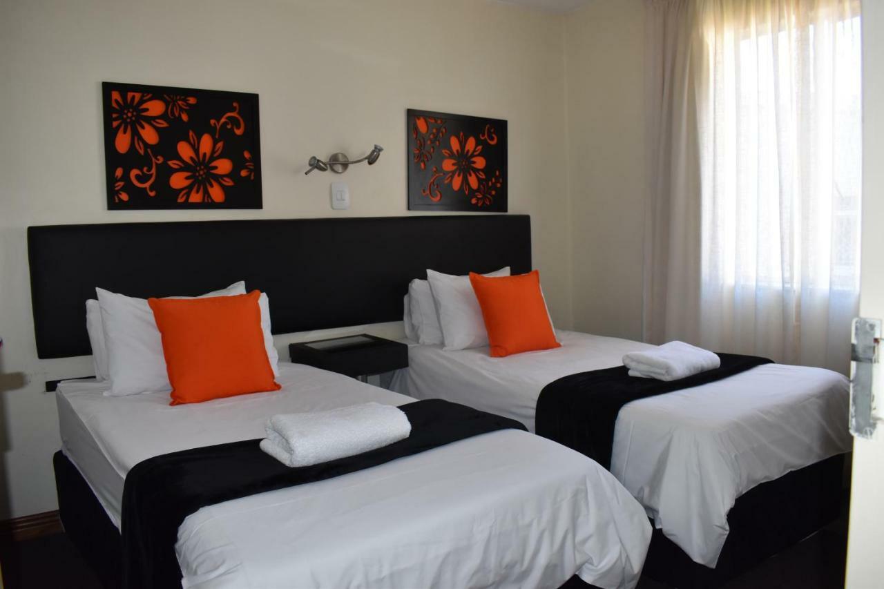Premiere Classe Apartment Hotel Йоханнесбург Экстерьер фото